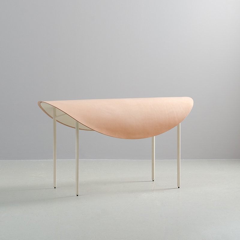 Tack Bench by Knauf & Brown