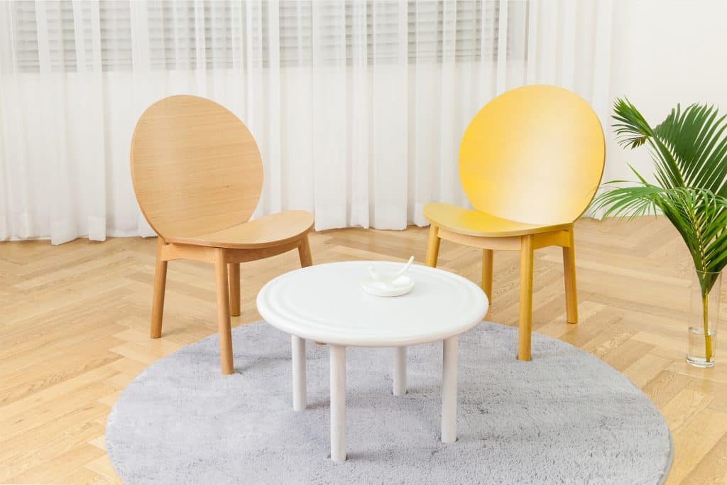Moon Chair by Yong Jeong