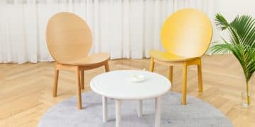 Moon Chair by Yong Jeong