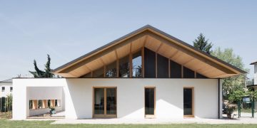 SCL Straw-Bale House in Vicenza, Italy by Jimmi Pianezzola