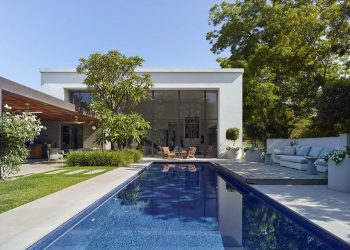 Art Lovers House in Tel Aviv, Israel by Witt Architects