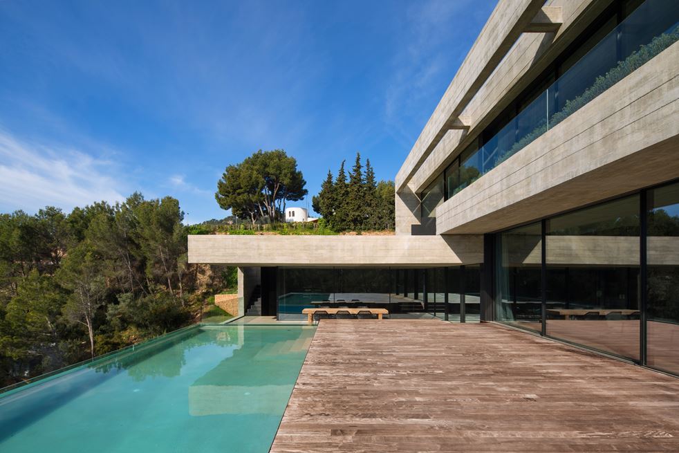 Villa Boscana in Palma de Mallorca, Spain by OLARQ_Osvaldo Luppi Architects