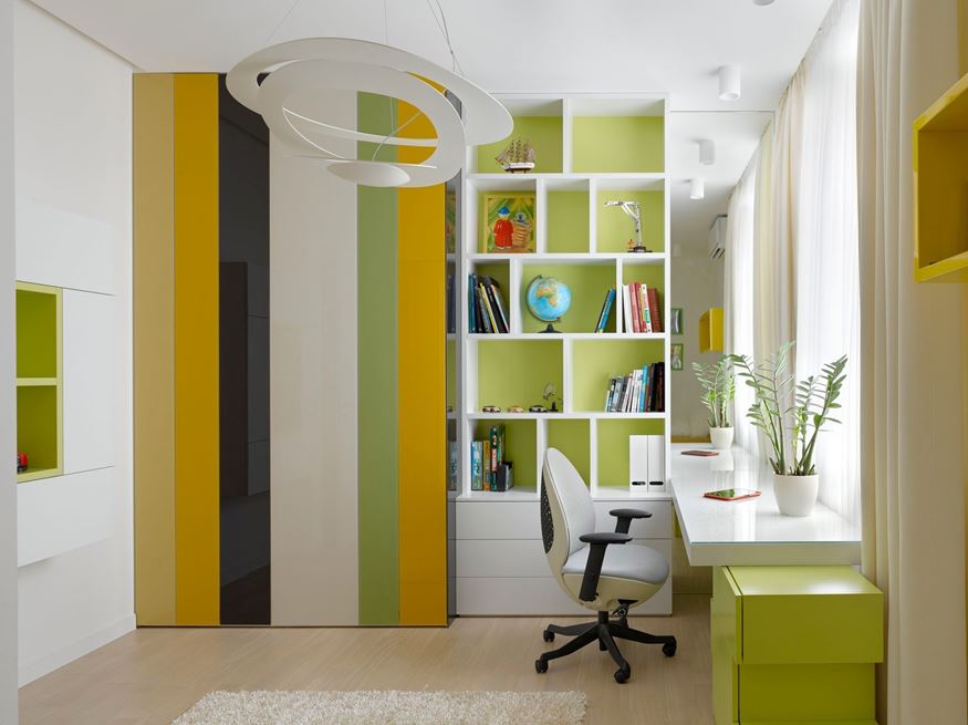 The Apartment on Alexander Nevsky St in Moscow, Russia by Aleksandra Fedorova Bureau