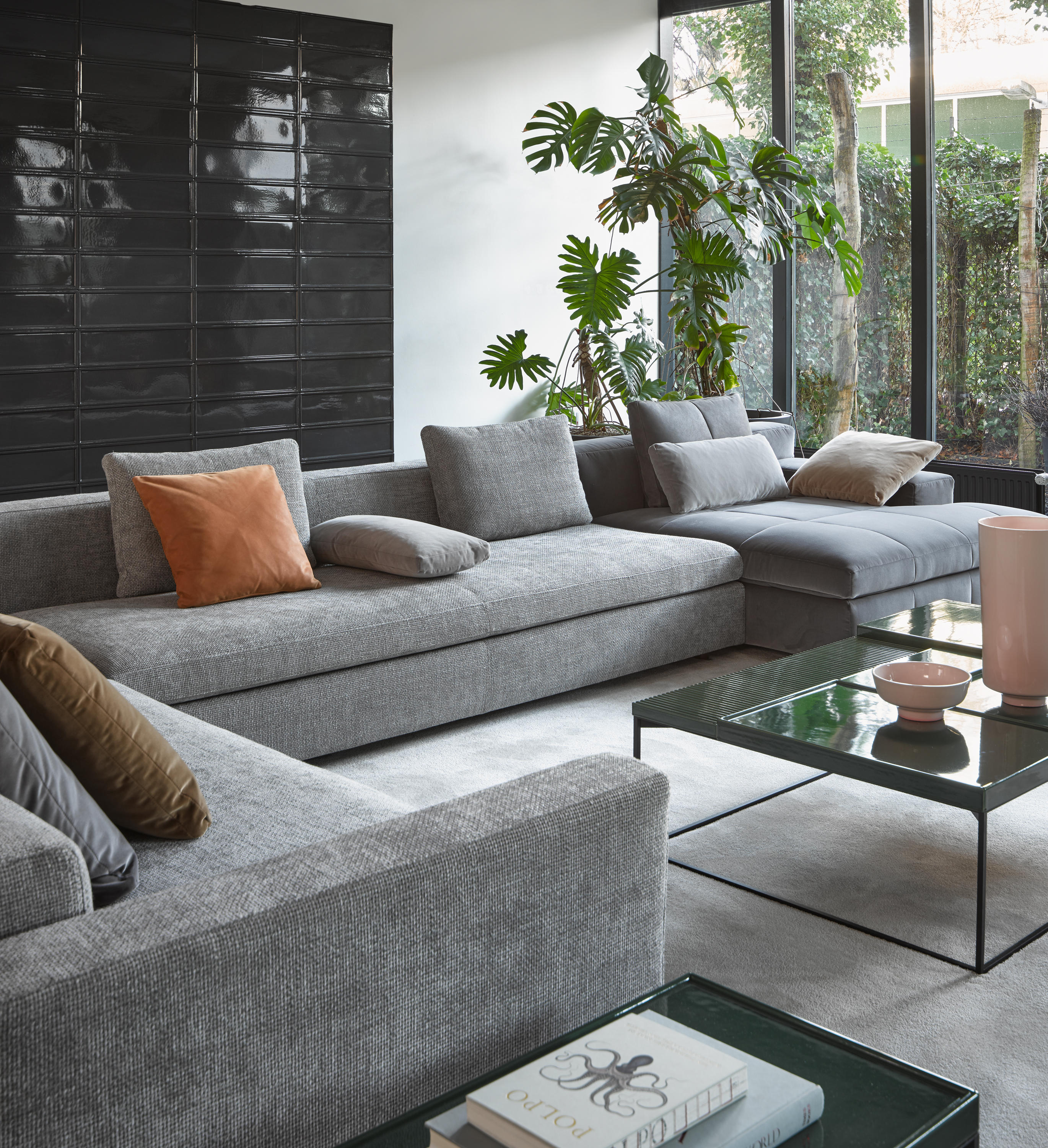 Madison Modular Sofa by Linteloo