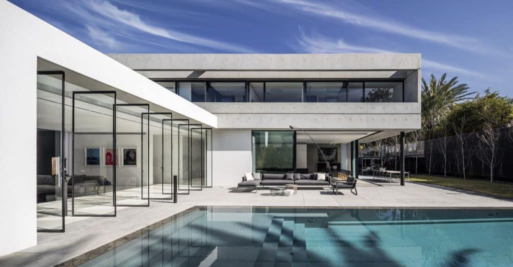 S House in Herzliya, Israel by Pitsou Kedem Architects