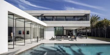 S House in Herzliya, Israel by Pitsou Kedem Architects