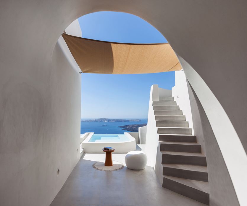 House in Firostefani, Greece by Kapsimalis Architects
