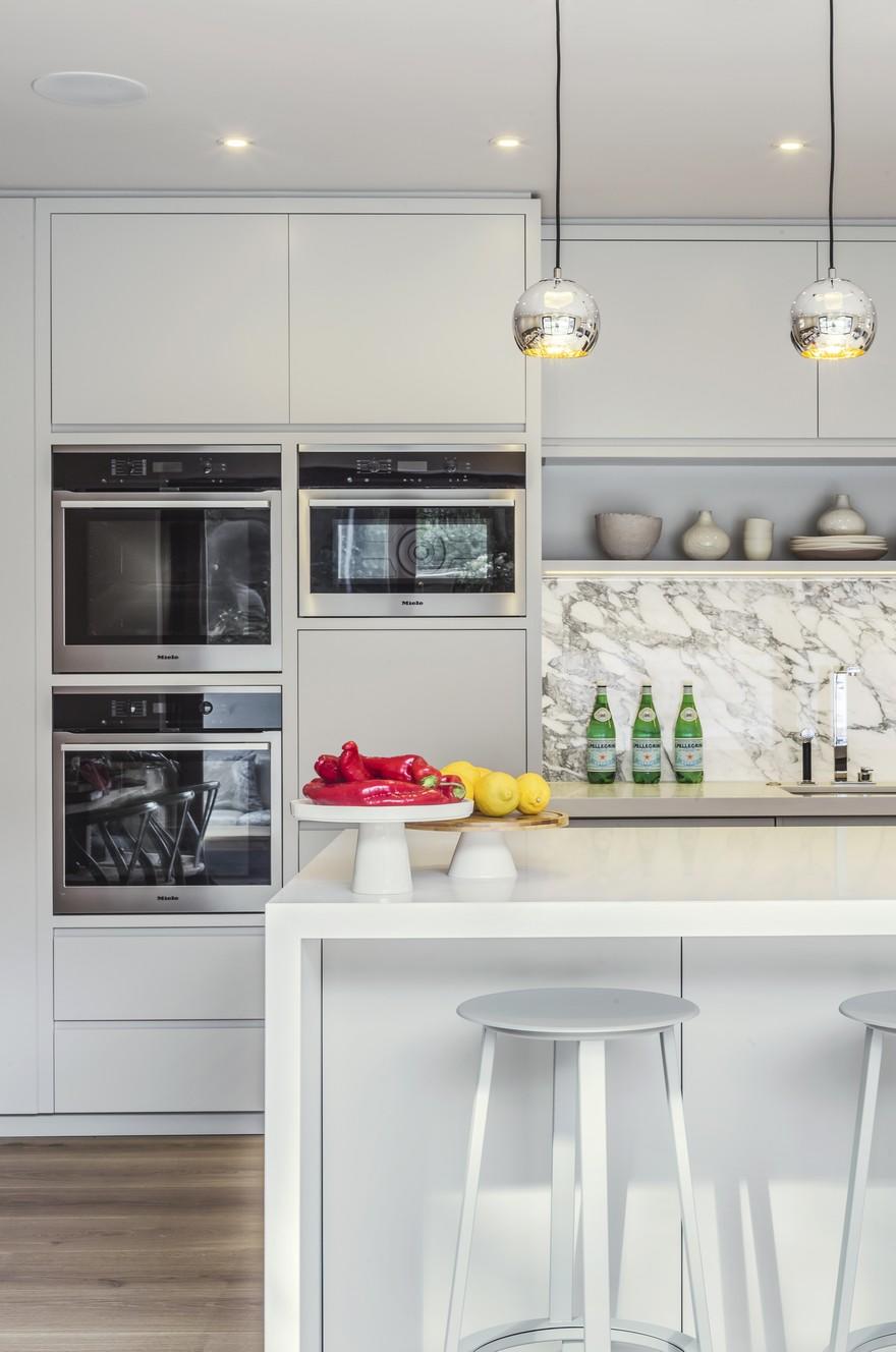 Highgate Hill Townhouse in London by LLI Design