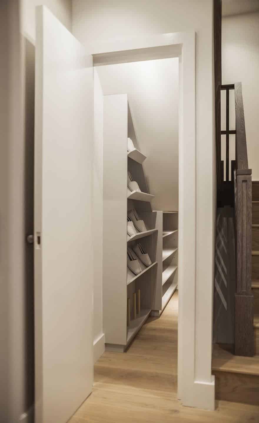 Highgate Hill Townhouse in London by LLI Design