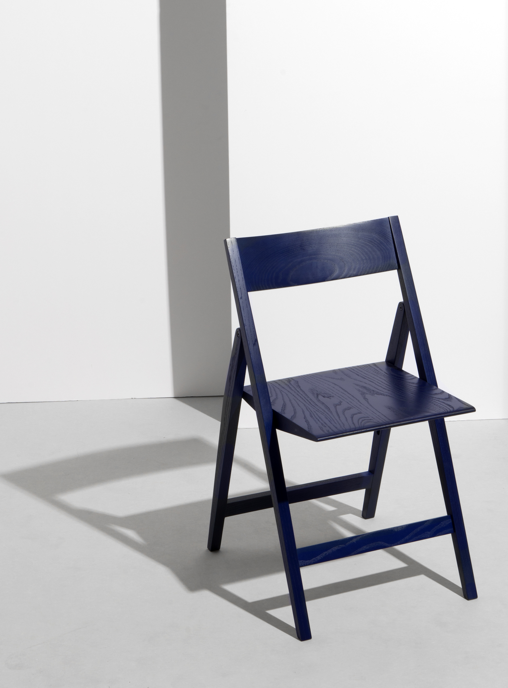 Compass Folding Chair by Gabriel Tan