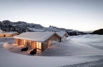 The Zallinger Refuge in Italy by noa