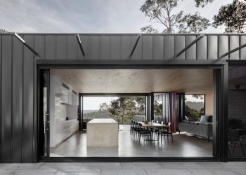 Skyline Home by Lachlan Shepherd Architects in Lorne, Victoria, Australia