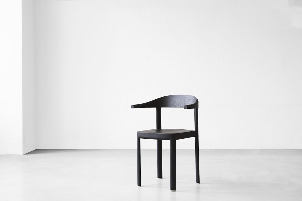 Solid Wooden Curv Chair by Jörg Boner