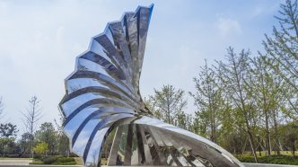 Largest Permanent Sculpture ‘Reflection’ by Richard Sweeney in Zhengzhou, China