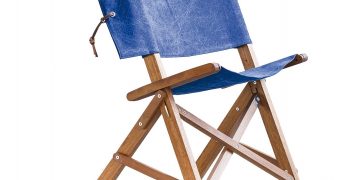 Folding Solid Wood Chair "Dino" by Manifesto Design