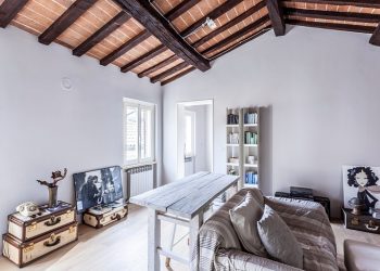 Verona Apartment by Archiplan Studio