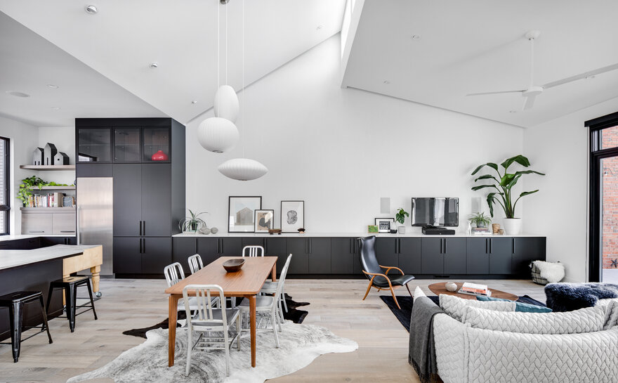 Wittenberg Residence by PLATTE Architecture + Design in Over-The-Rhine, Cincinnati, Ohio