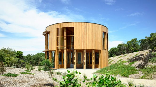 The St Andrews Beach House by Austin Maynard Architects in Mornington Peninsula, Australia