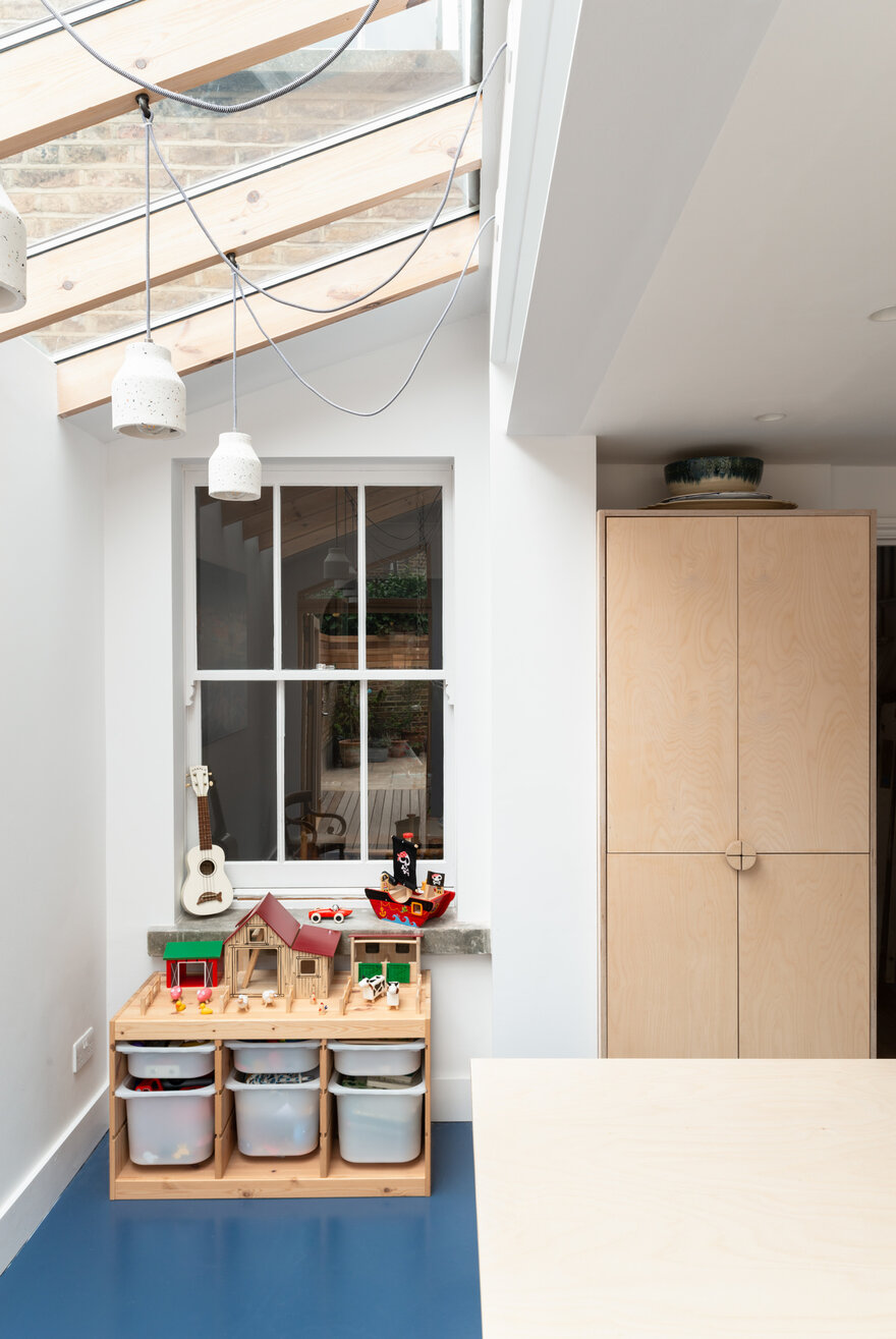 Oliphant Street House by Paper House Project in London, United Kingdom