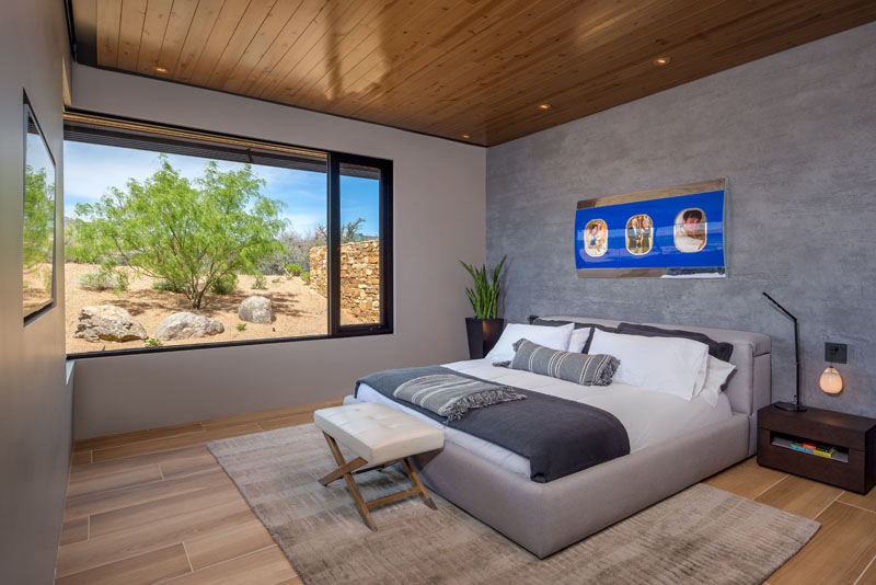 The Painted Sky Residence by Kendle Design Collaborative in Scottsdale, Arizona