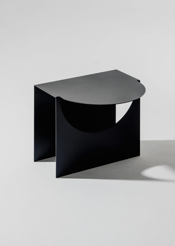 Minimalist Apartment Sidetable by Aesthek