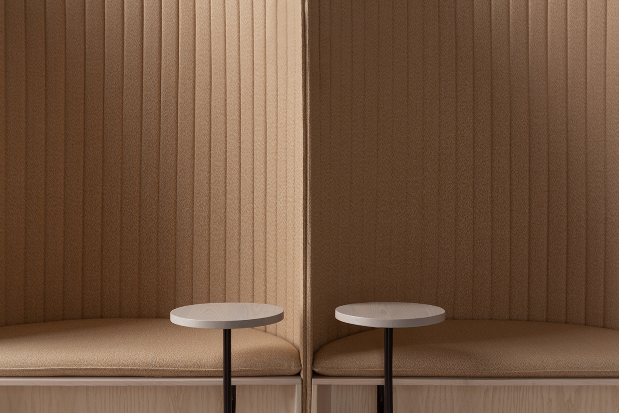 Minimalist Seating Design "Focus Podseat" by Note Design Studio
