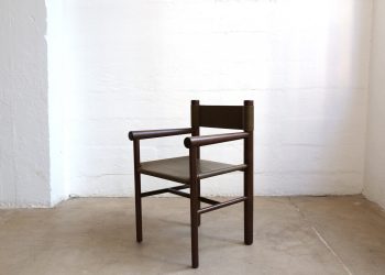 Minimalist Gradual Chair by Benjamin Kicic