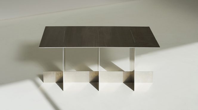 Minimalist Table "1.5" by Omayra Maymó