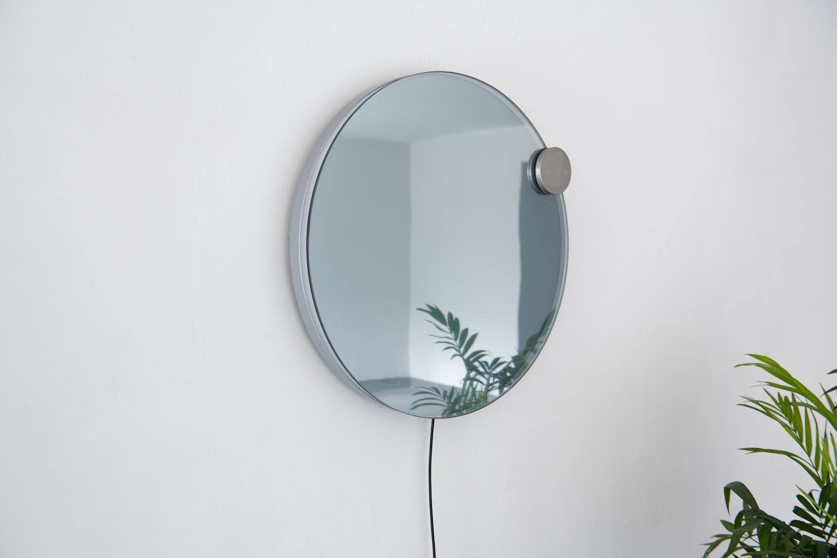 Minimalist Lamp and Mirror Combination "Eclipse" by Atelier JM