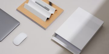 Minimalist Collection of Office Objects by Gerdesmeyer Krohn