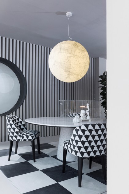 Round Table Collection "OWEN" by Andrea Parisio
