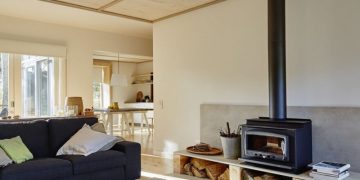 Shoreham Beach Shack by Sally Draper Architects in Shoreham, Victoria, Australia