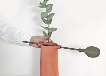 Minimalist Baobá Lamp by Ventura Lab