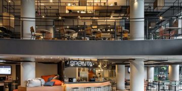 Ibis Hotel by FGMF Arquitetos in São Paulo, Brazil