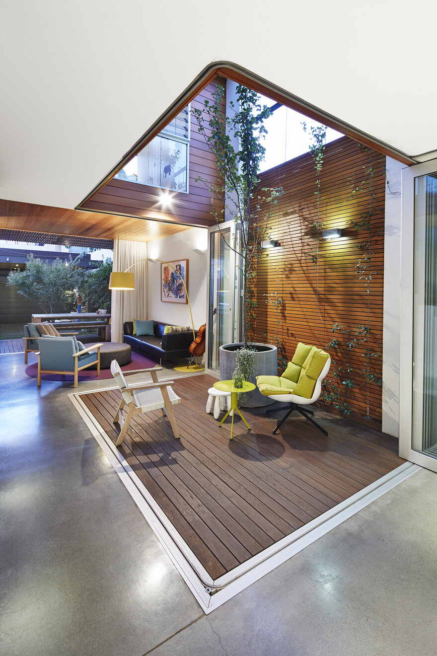 The Courtyard House by Elaine Richardson Architect in Sydney, Australia