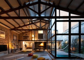 El Teatro Residence by Cadaval & Solà-Morales in Barcelona, Spain