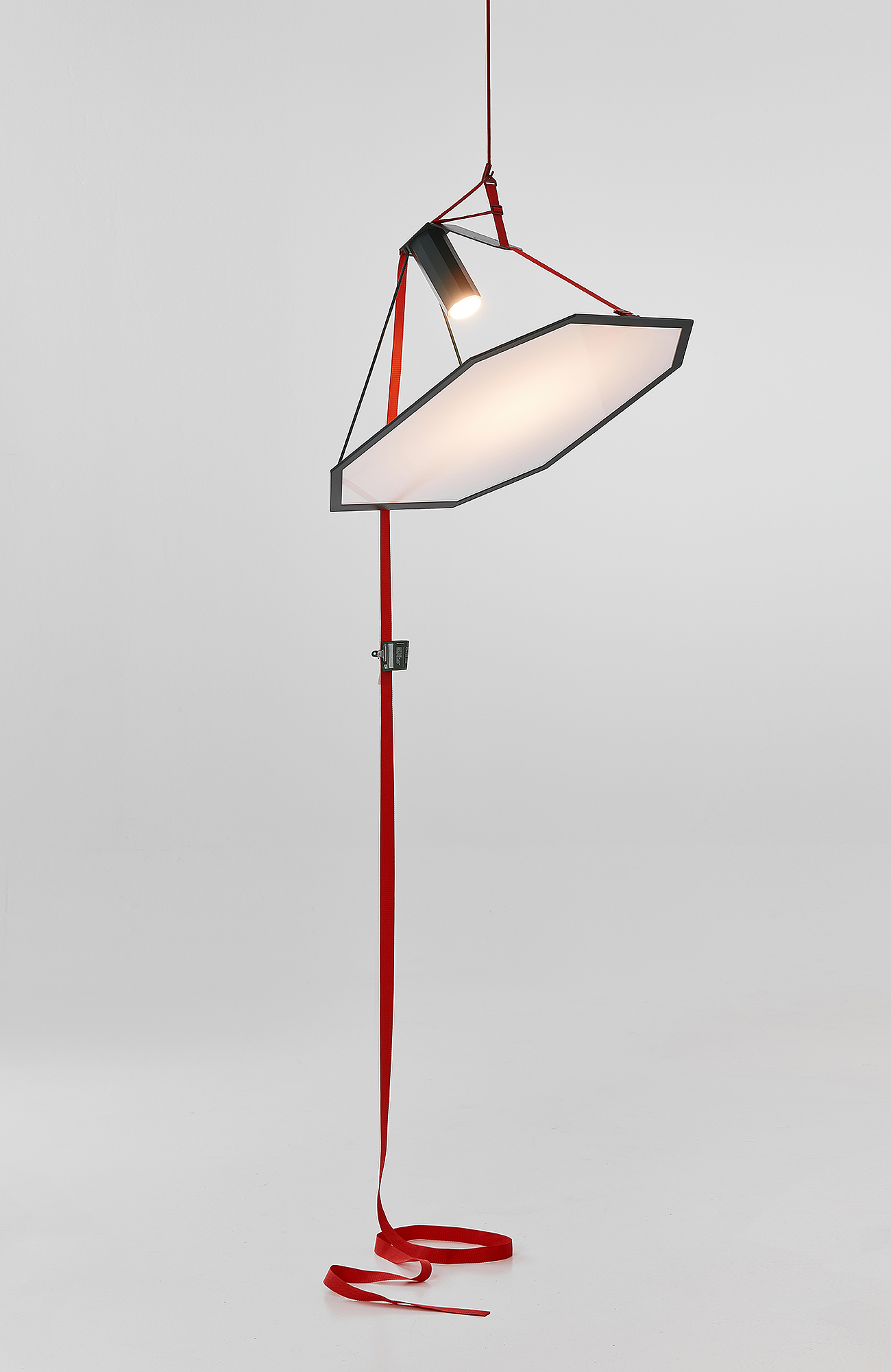 Minimalist Pendant Lamp by Joongho Choi