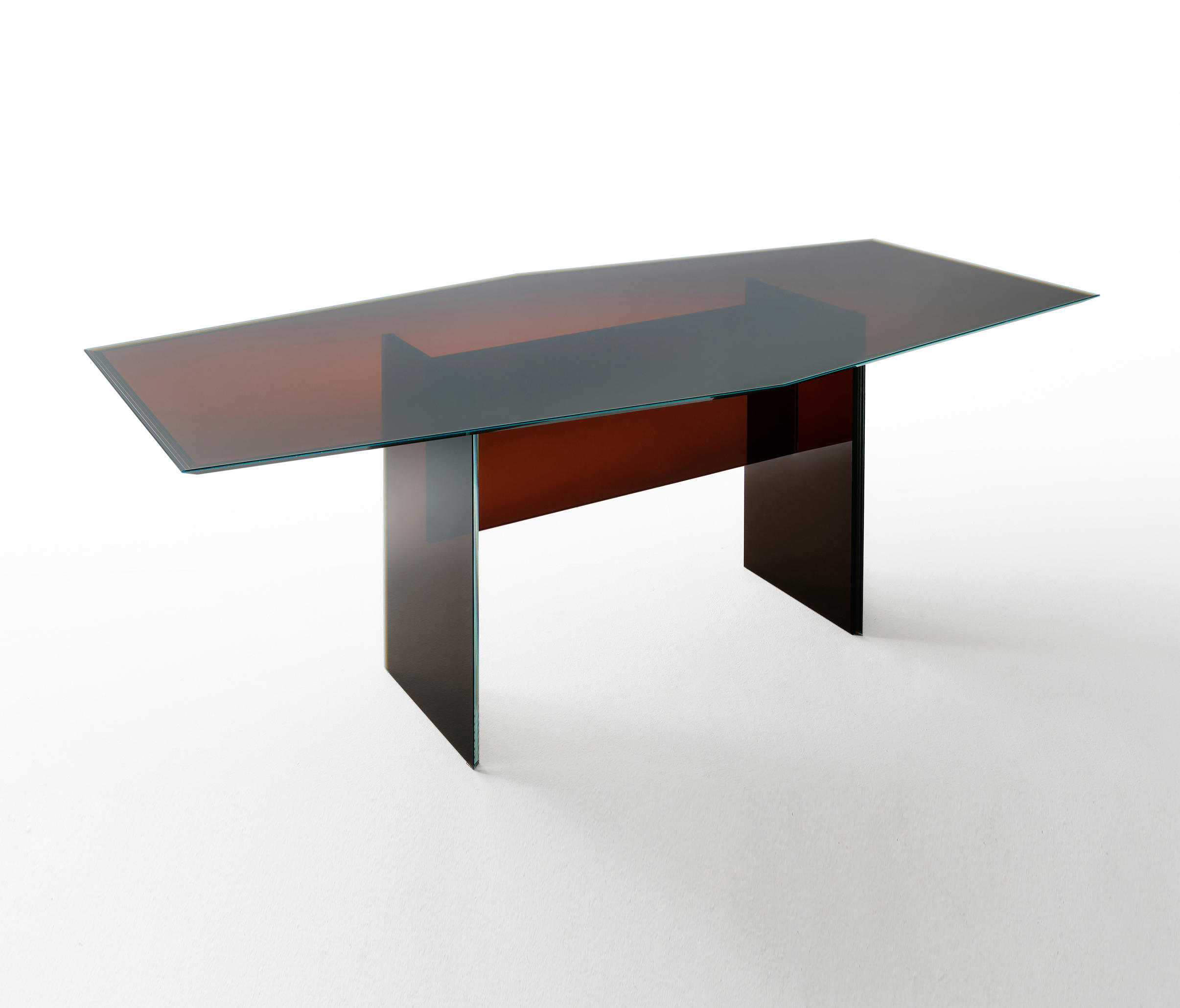 Bisel Table by Glas Italia