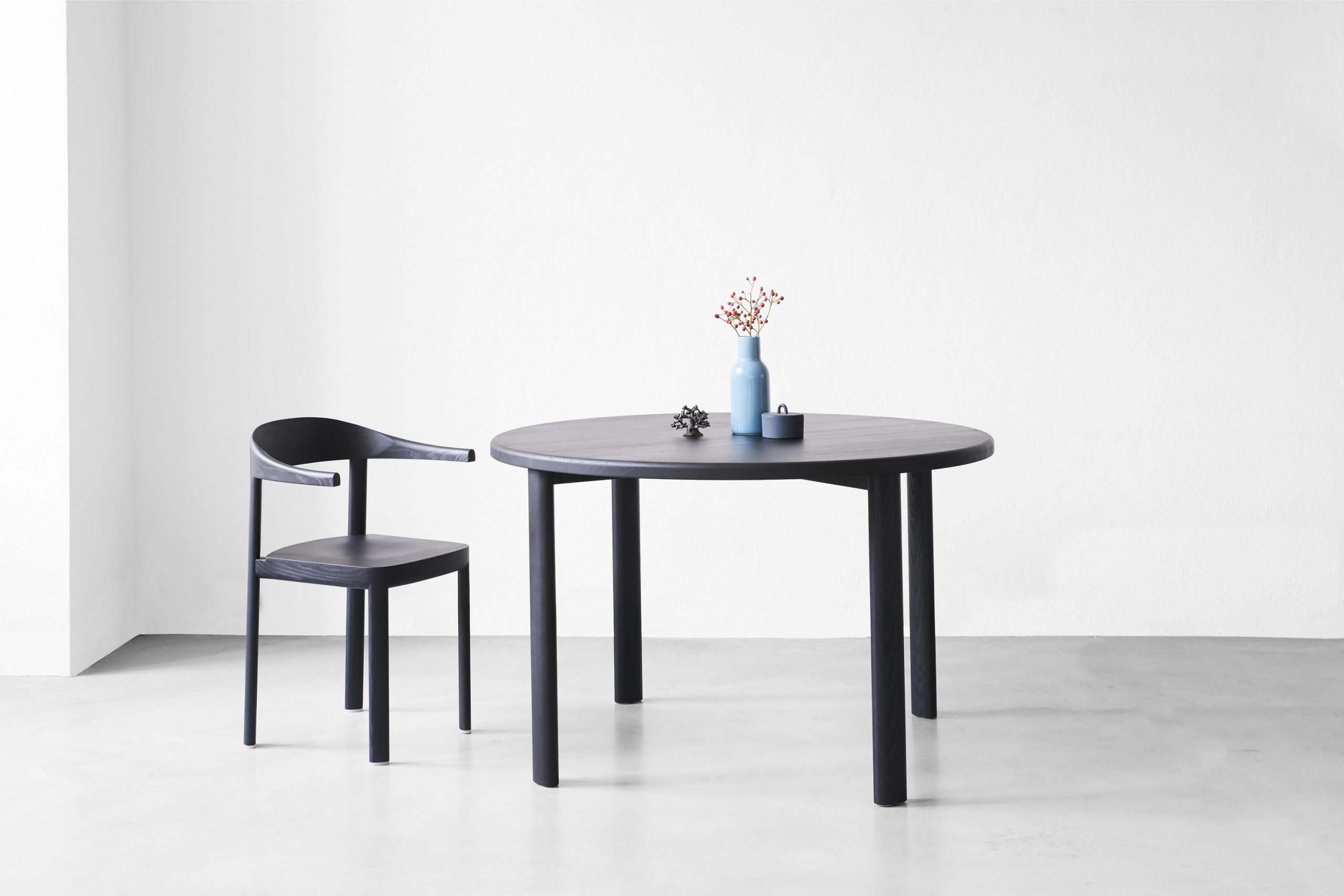 Curv Armchair by Stattmann