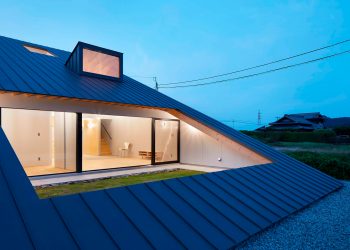 House by Kenta Eto Architects in Usuki, Japan