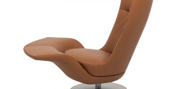 Pli Lounge Chair by FSM