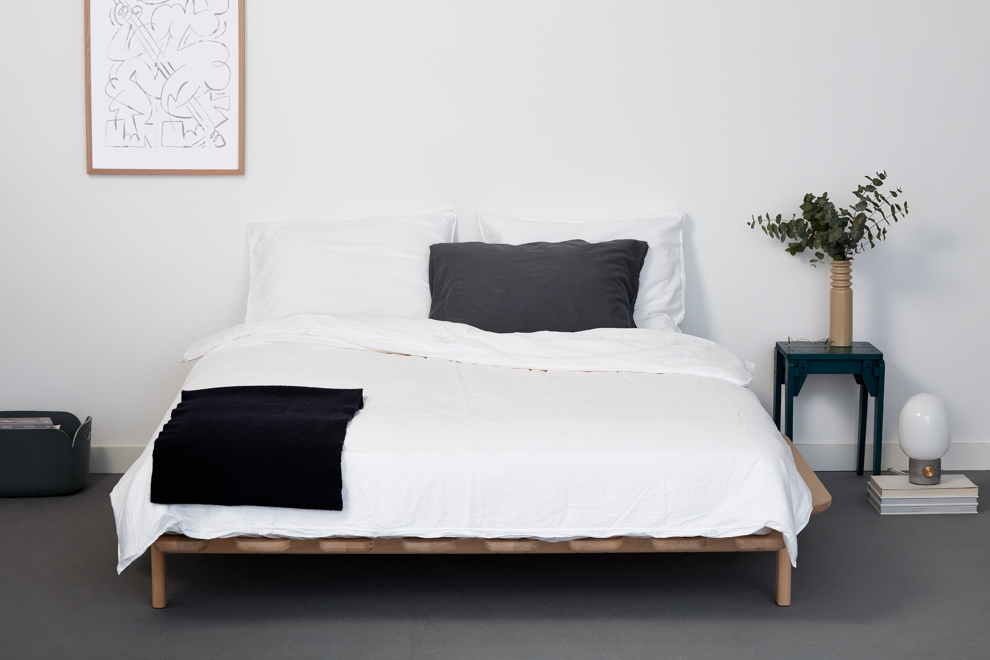 Modest Bed by Justin Jorissen for Loof