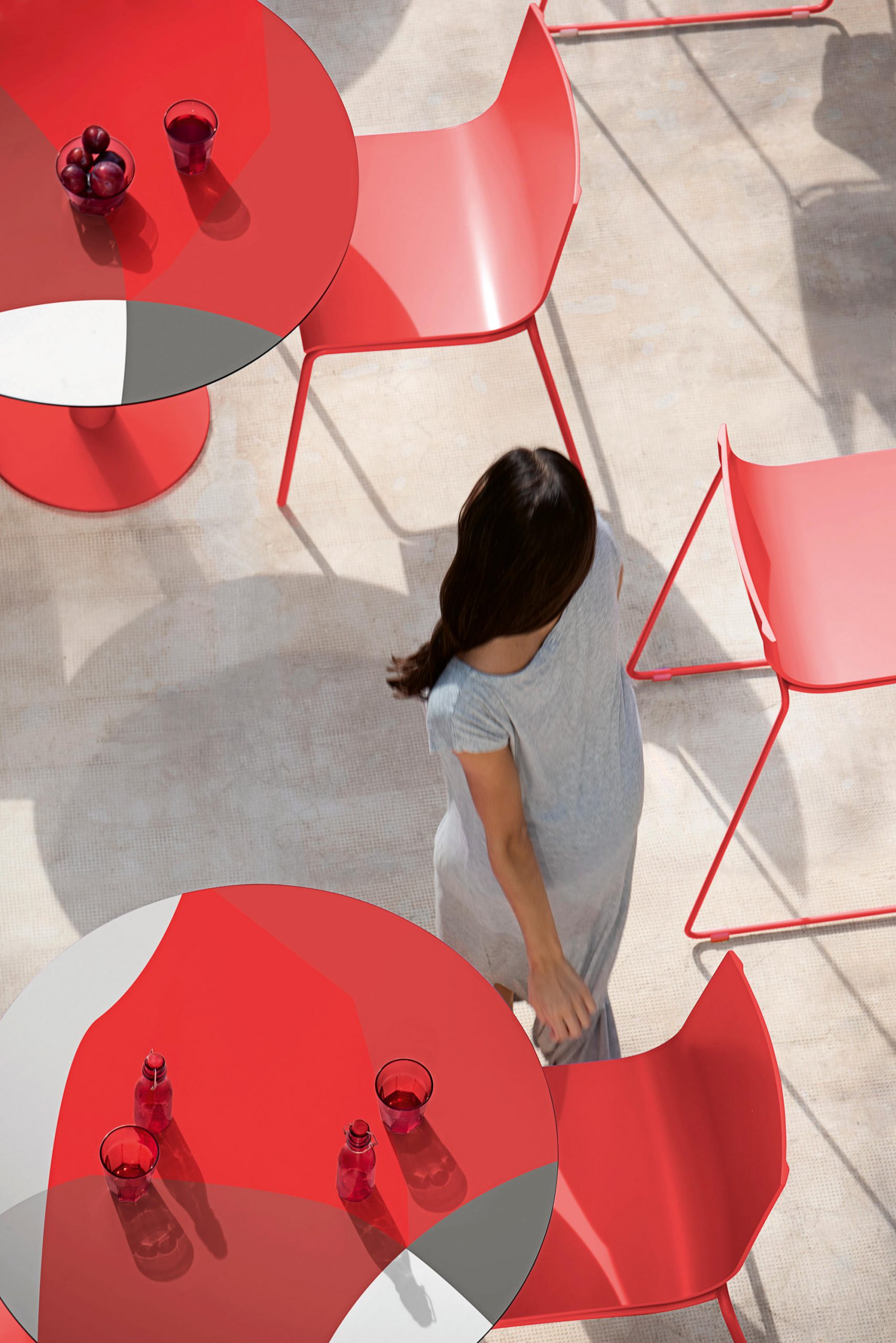 Abstrakt Mona Tables by Jonathan Lawes for Diabla