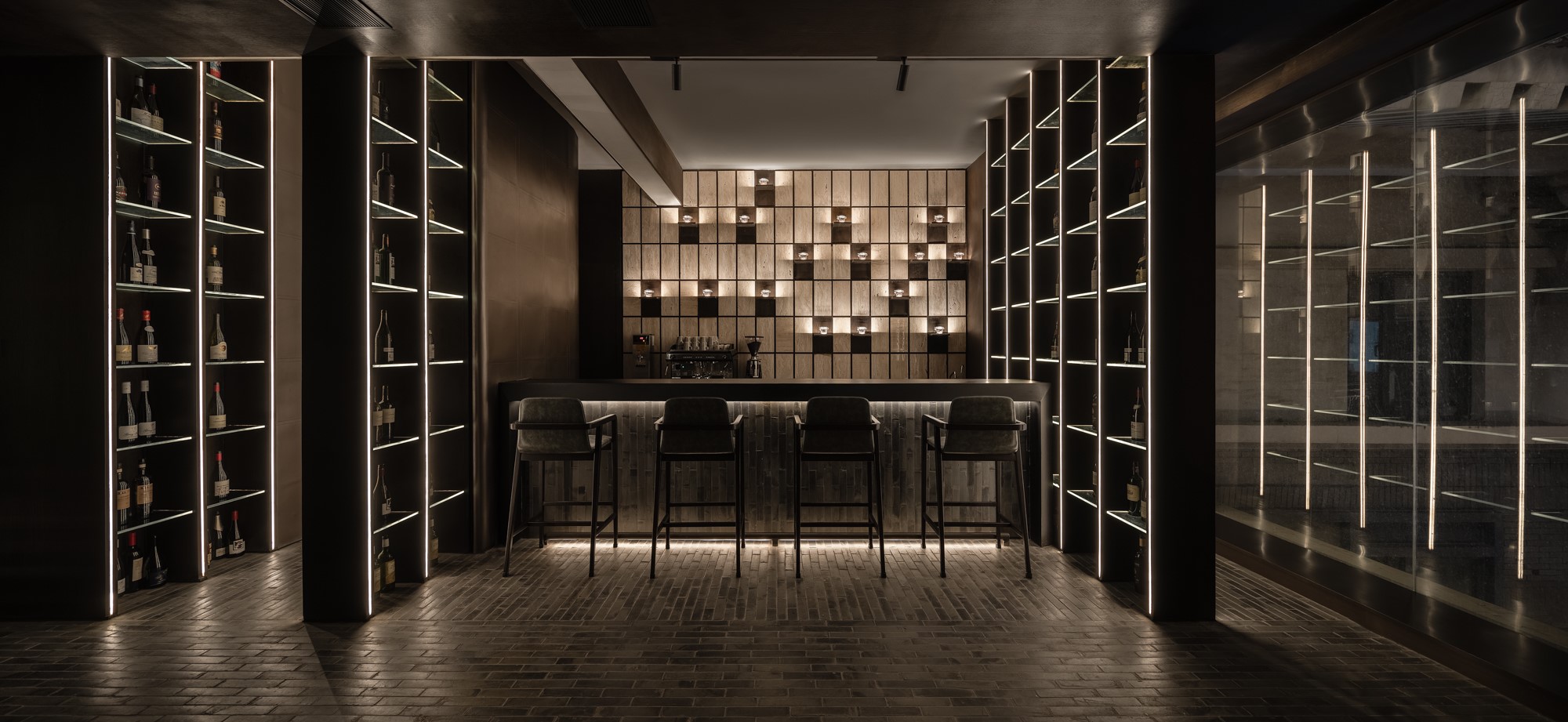 LeCoq Wine & Bistro in Xian, China by RooMoo Design Studio