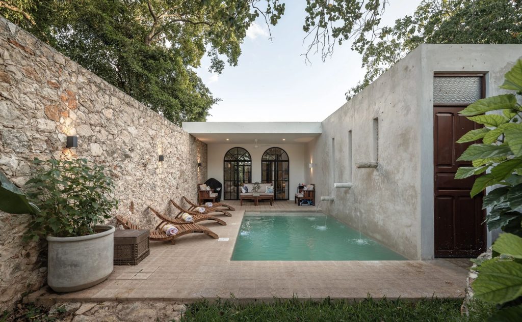 Pitahaya House in Mérida, Mexico by Taller Estilo Arquitectura S de RL de CV