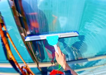 The Dos And Don’ts Of High-Rise Window Cleaning