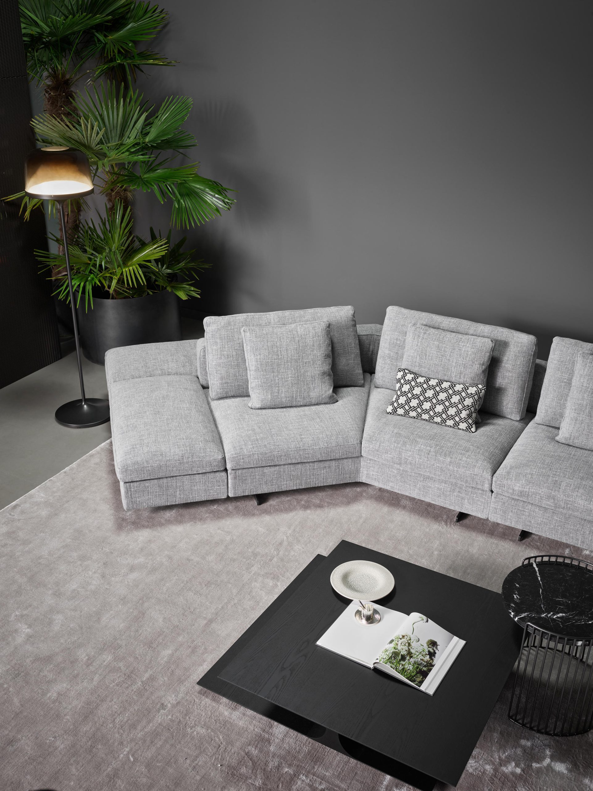 Kasumi Coffee Table by Toshiyuki Yoshino for Bonaldo