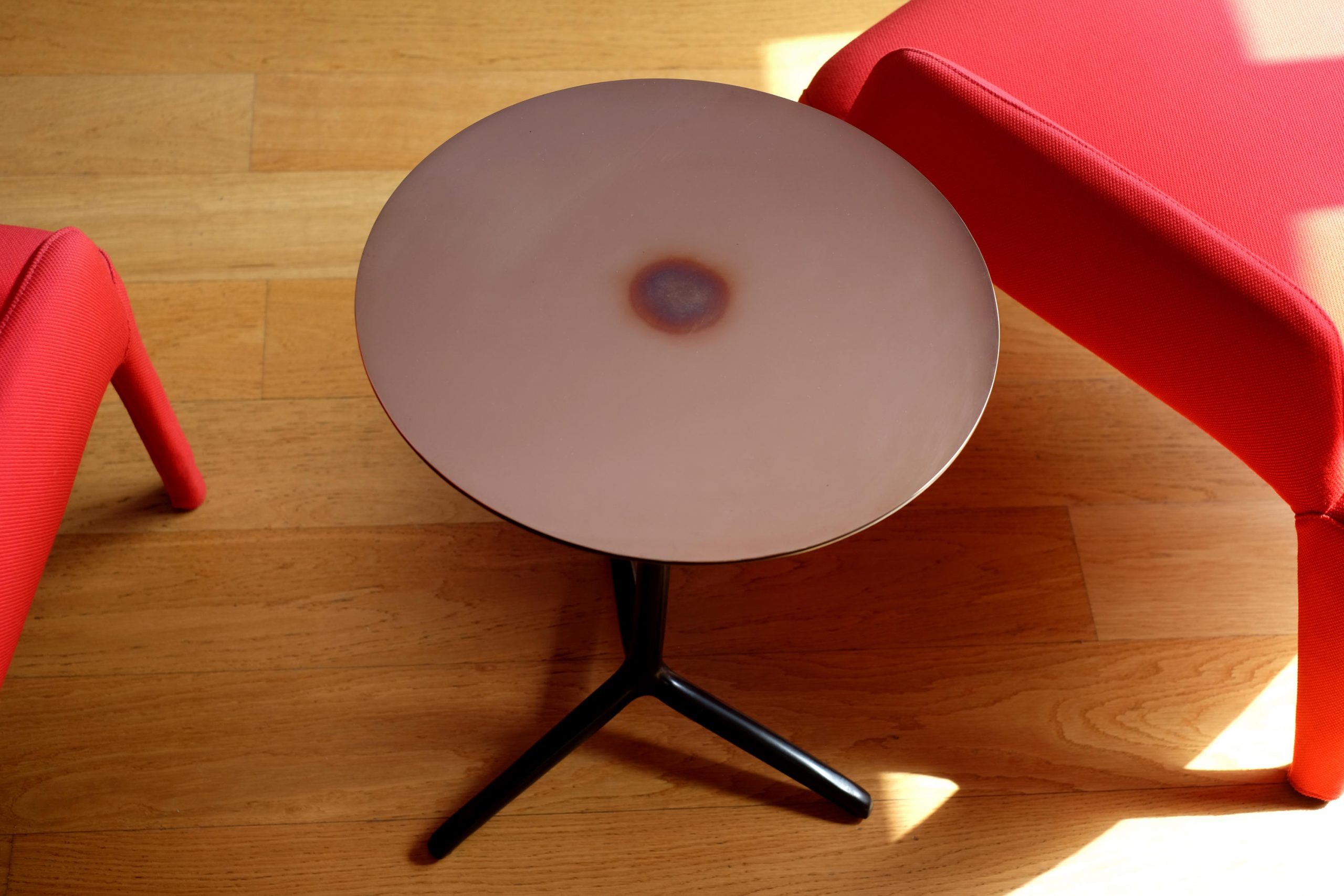 Toid Side Table by Federico Carandini for Eponimo