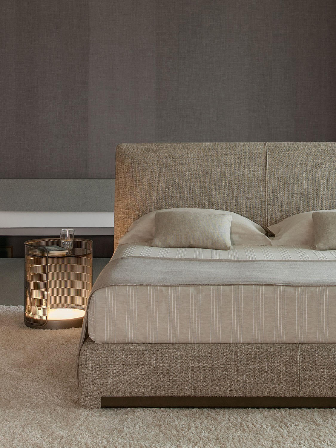 AtelierM Bed by Gino Moschetti for Flou