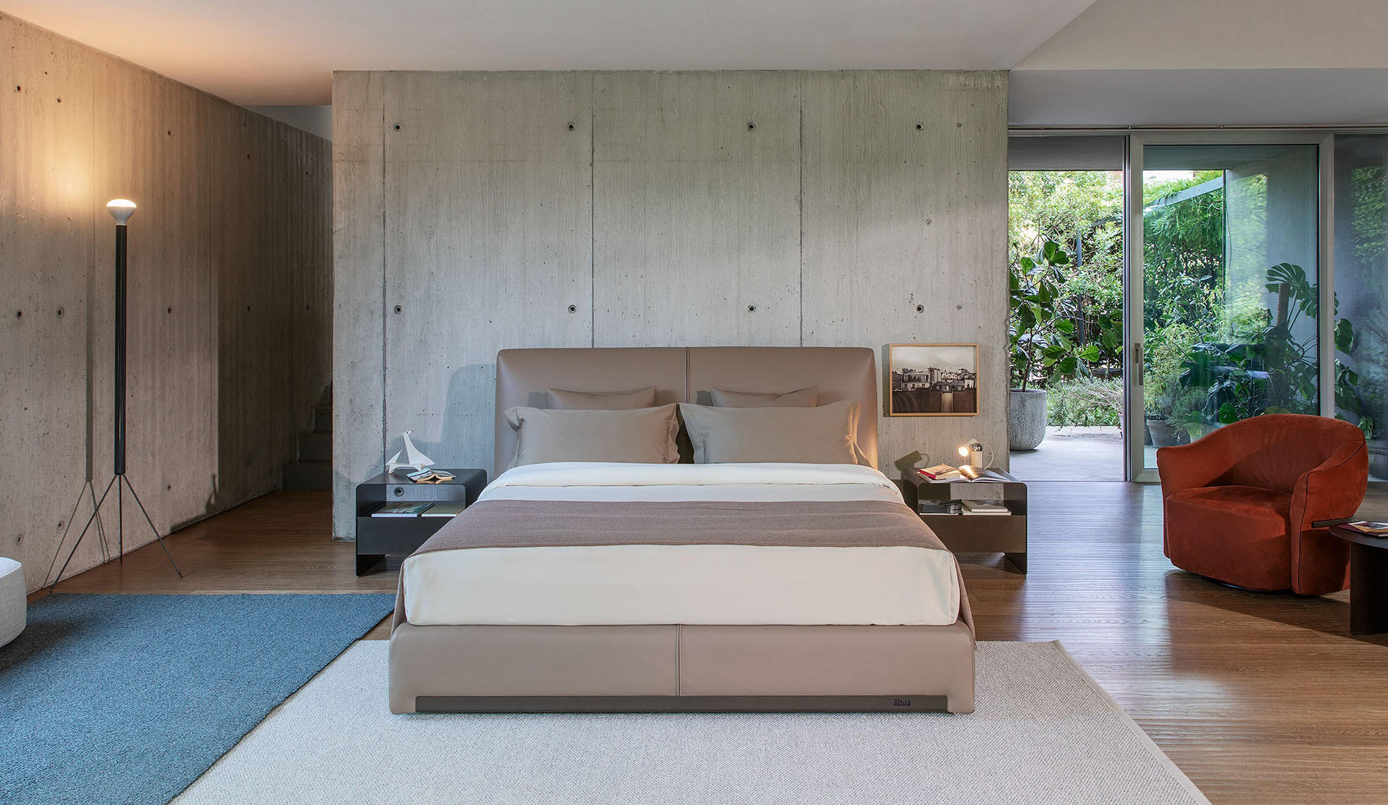 AtelierM Bed by Gino Moschetti for Flou